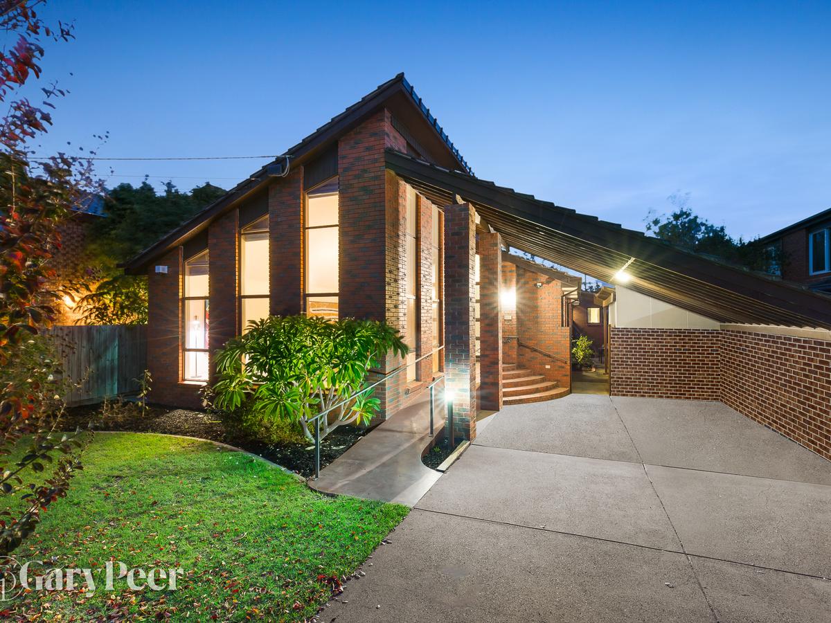 48 Almond Street CAULFIELD SOUTH