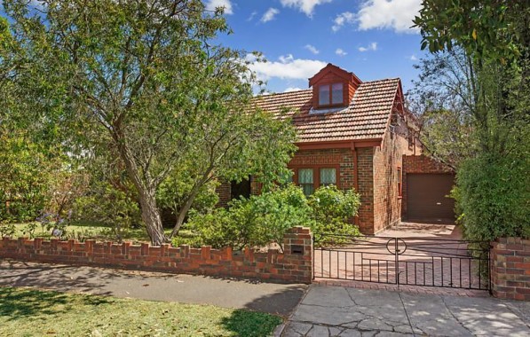48 Outer Crescent BRIGHTON