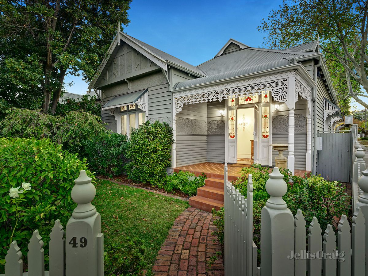 49 Warley Road MALVERN EAST