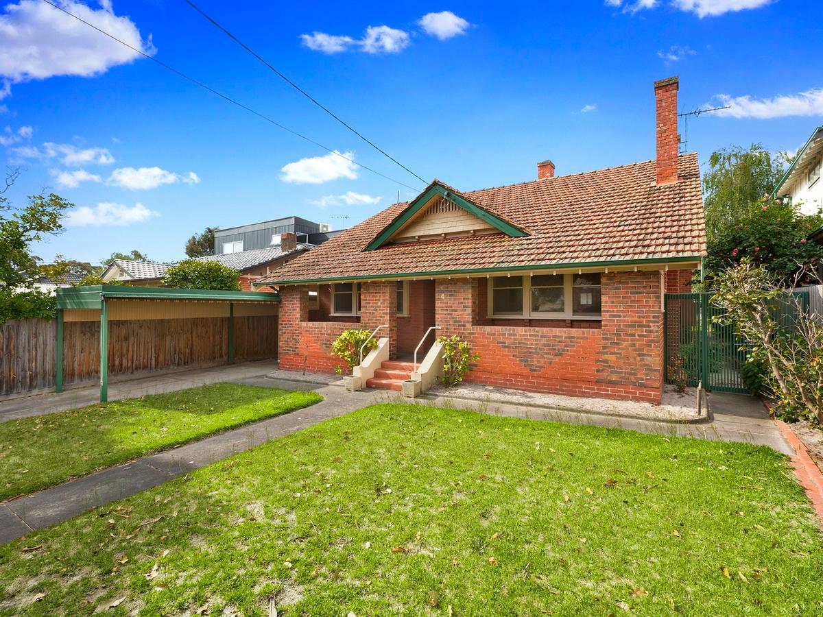 4 Clonard Avenue ELSTERNWICK