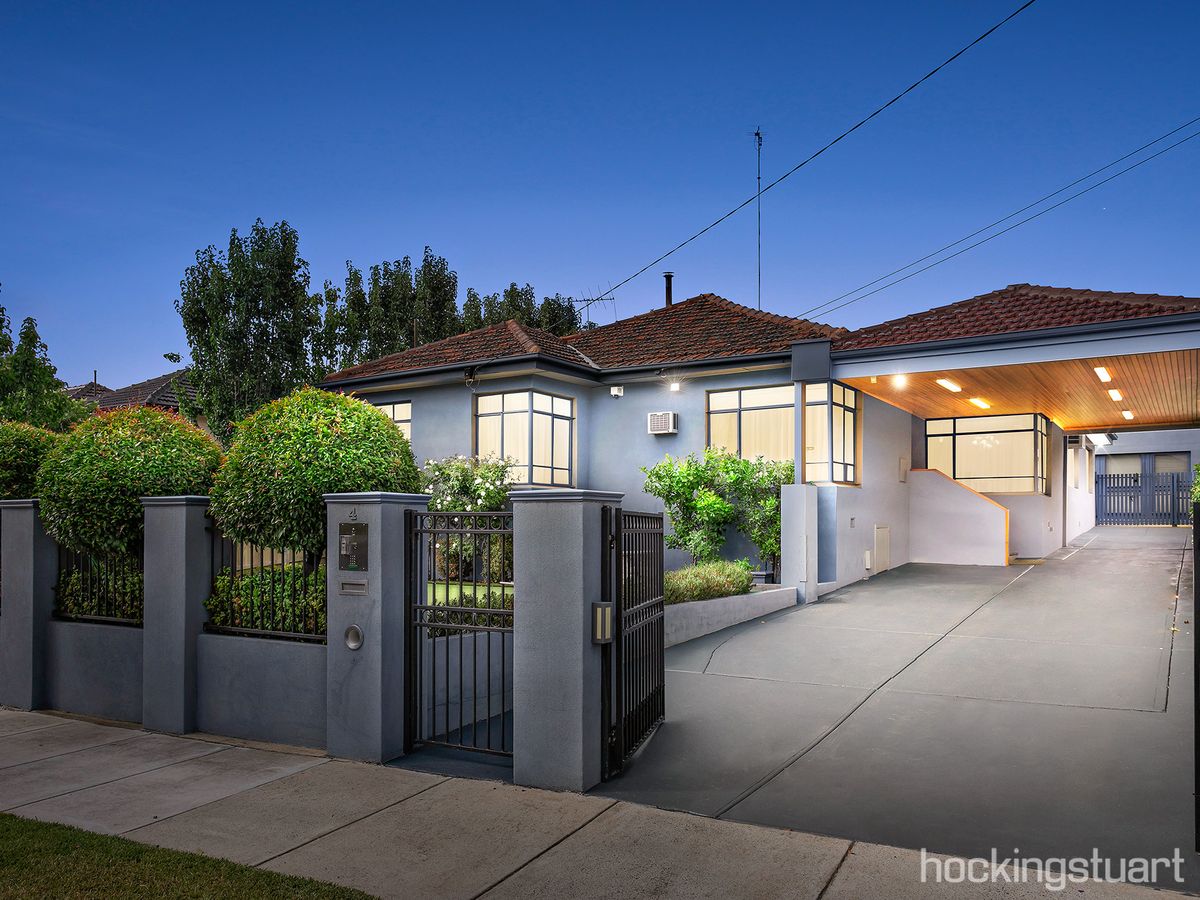 4 Hardy Court BENTLEIGH