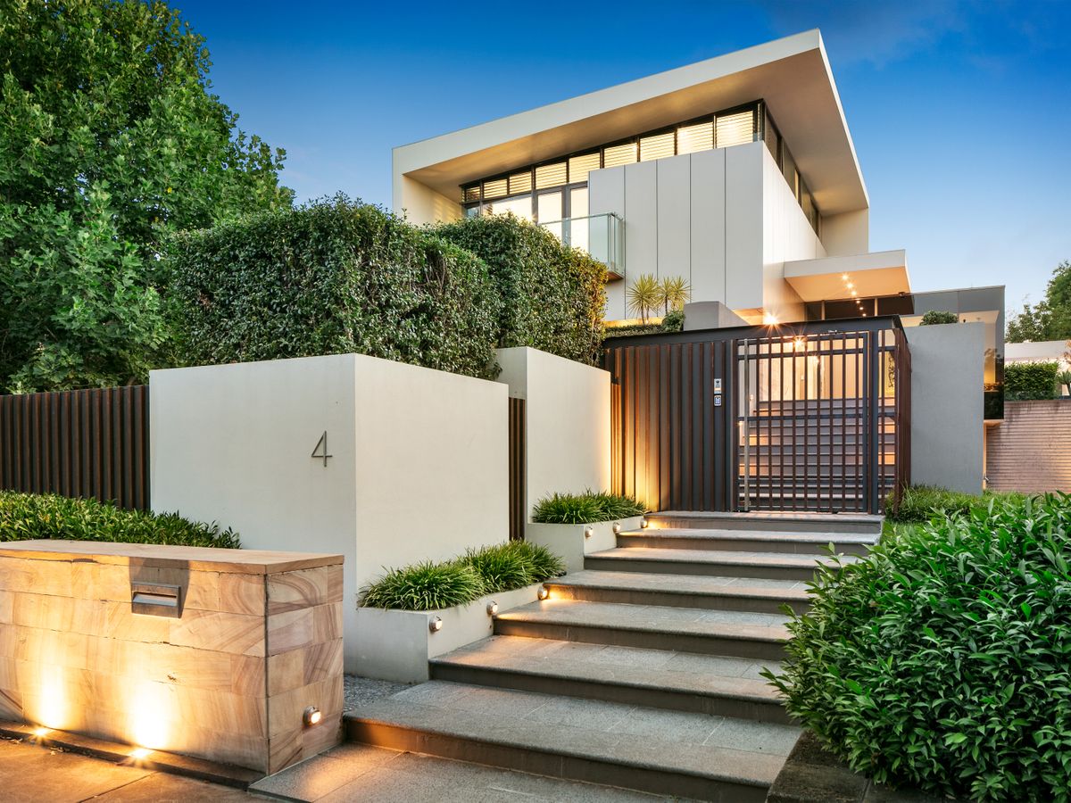 4 Knutsford Street BALWYN