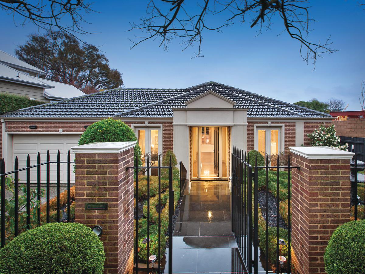 4 Lightfoot Street MONT ALBERT