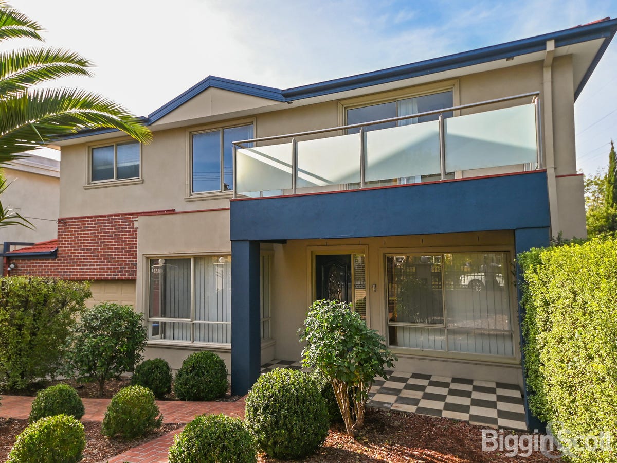 4 Peak Street MALVERN EAST