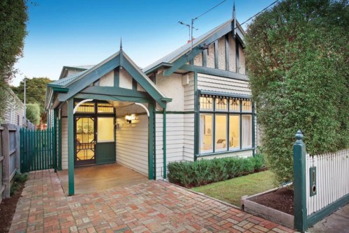 4 Roseberry Street HAWTHORN EAST