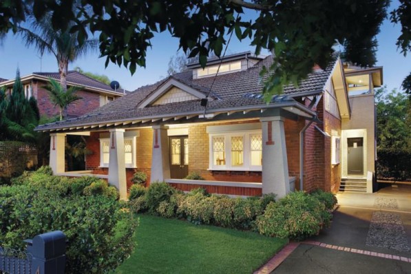 4 Rossfield Avenue KEW