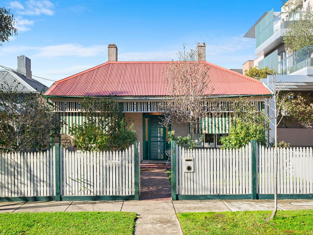 4 Sutherland Road ARMADALE