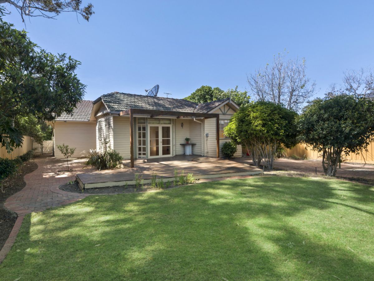 4 Walker Street BALWYN