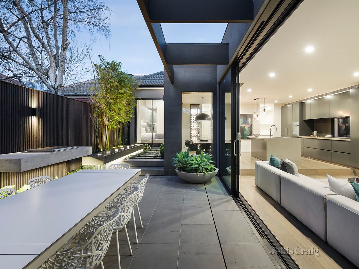 4a Wharton Street SURREY HILLS
