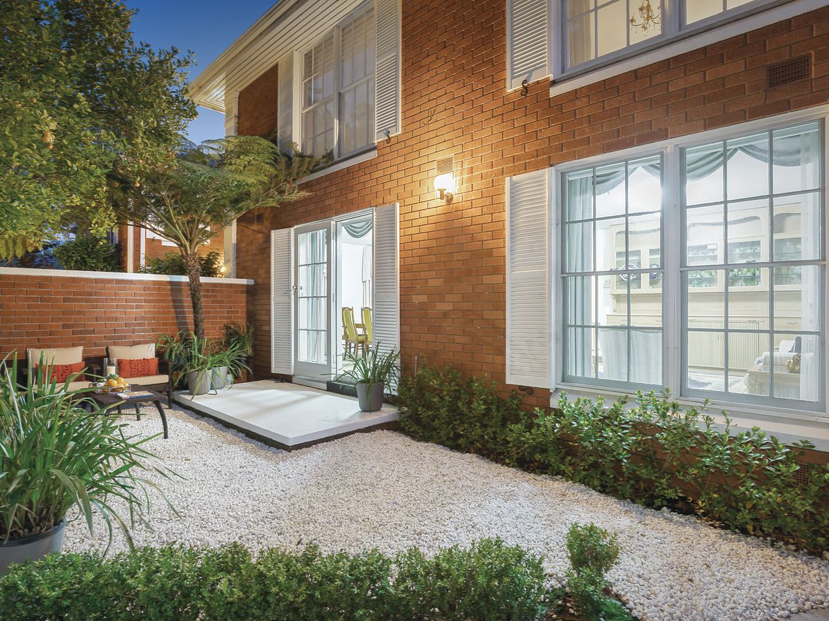 5/16 Huntingfield Road TOORAK