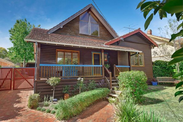 51 Croydon Road SURREY HILLS