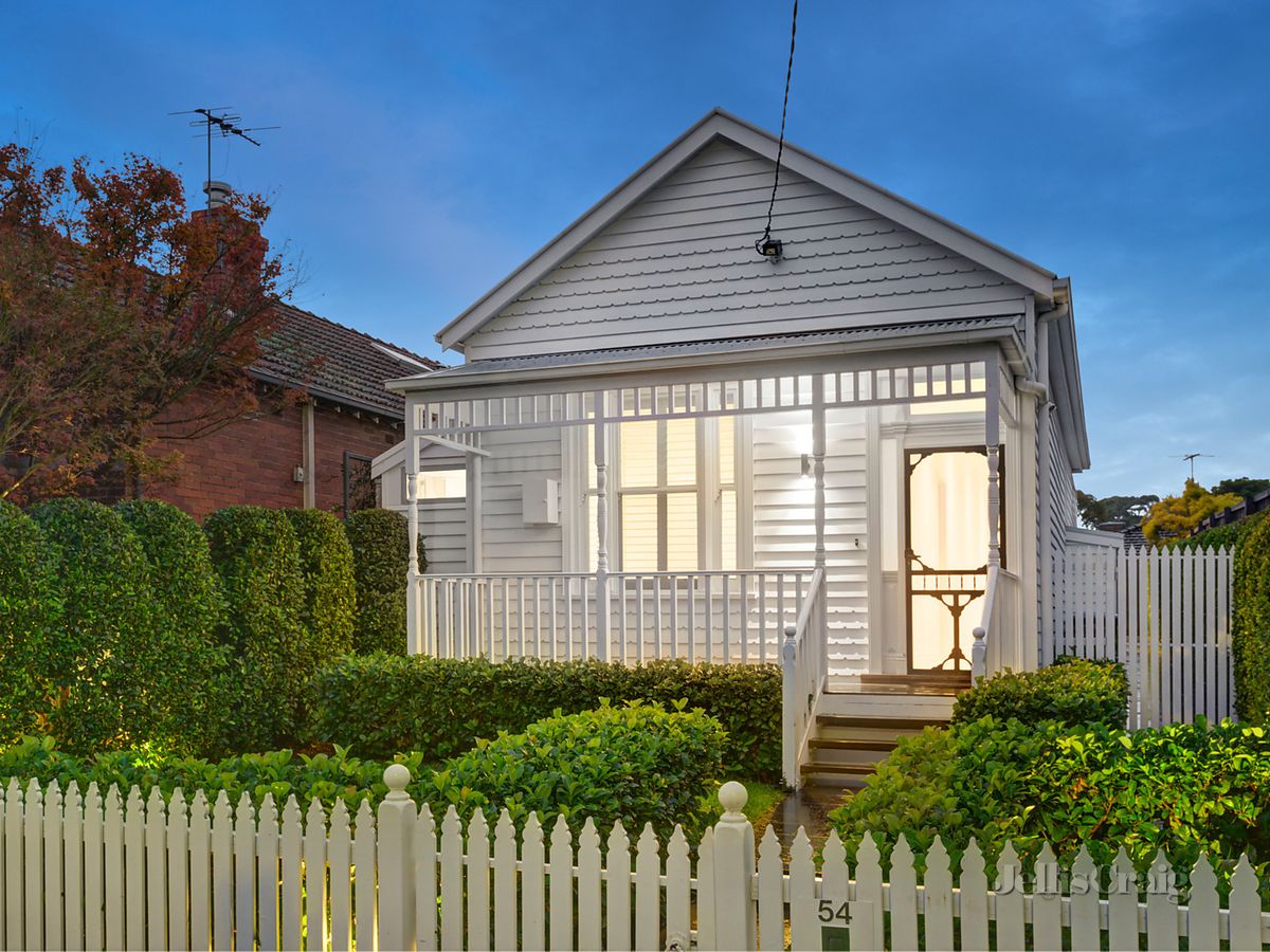 54 Aintree Road GLEN IRIS