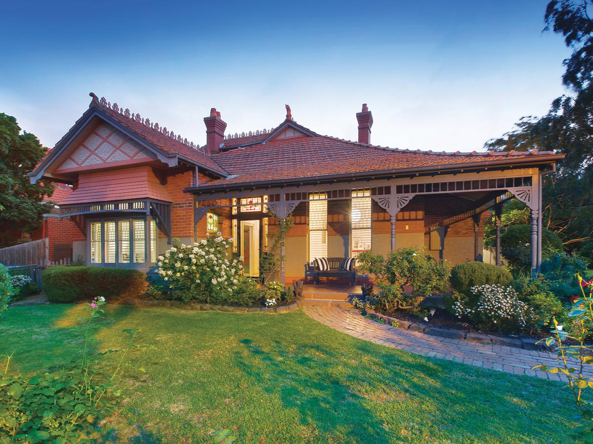 54 Wheatland Road MALVERN