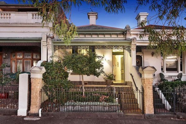 552 Station Street CARLTON NORTH