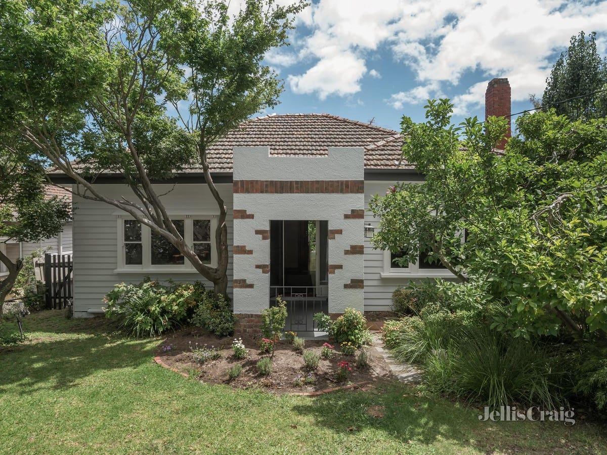 57 Cooloongatta Road CAMBERWELL