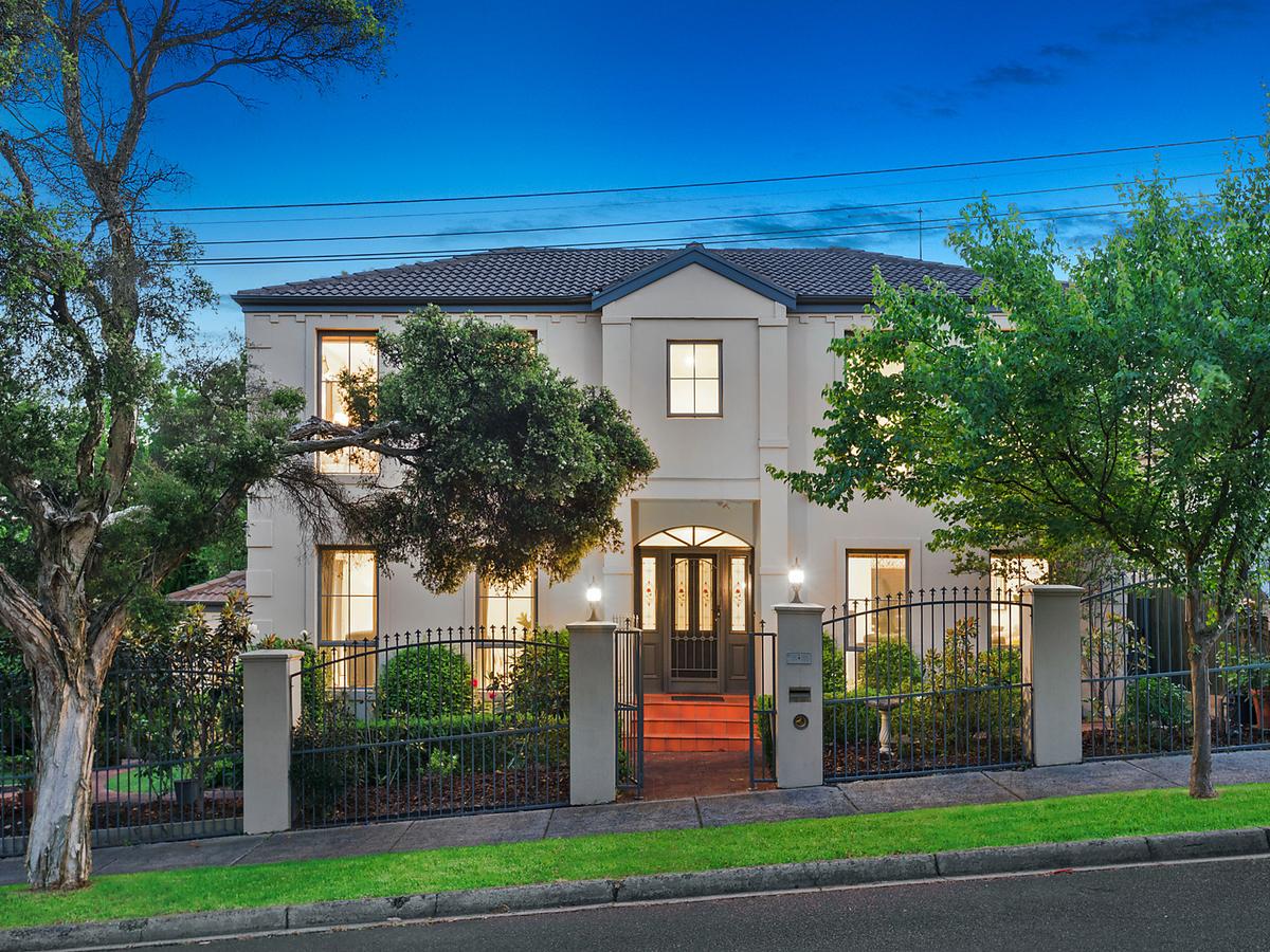 5 David Street SURREY HILLS