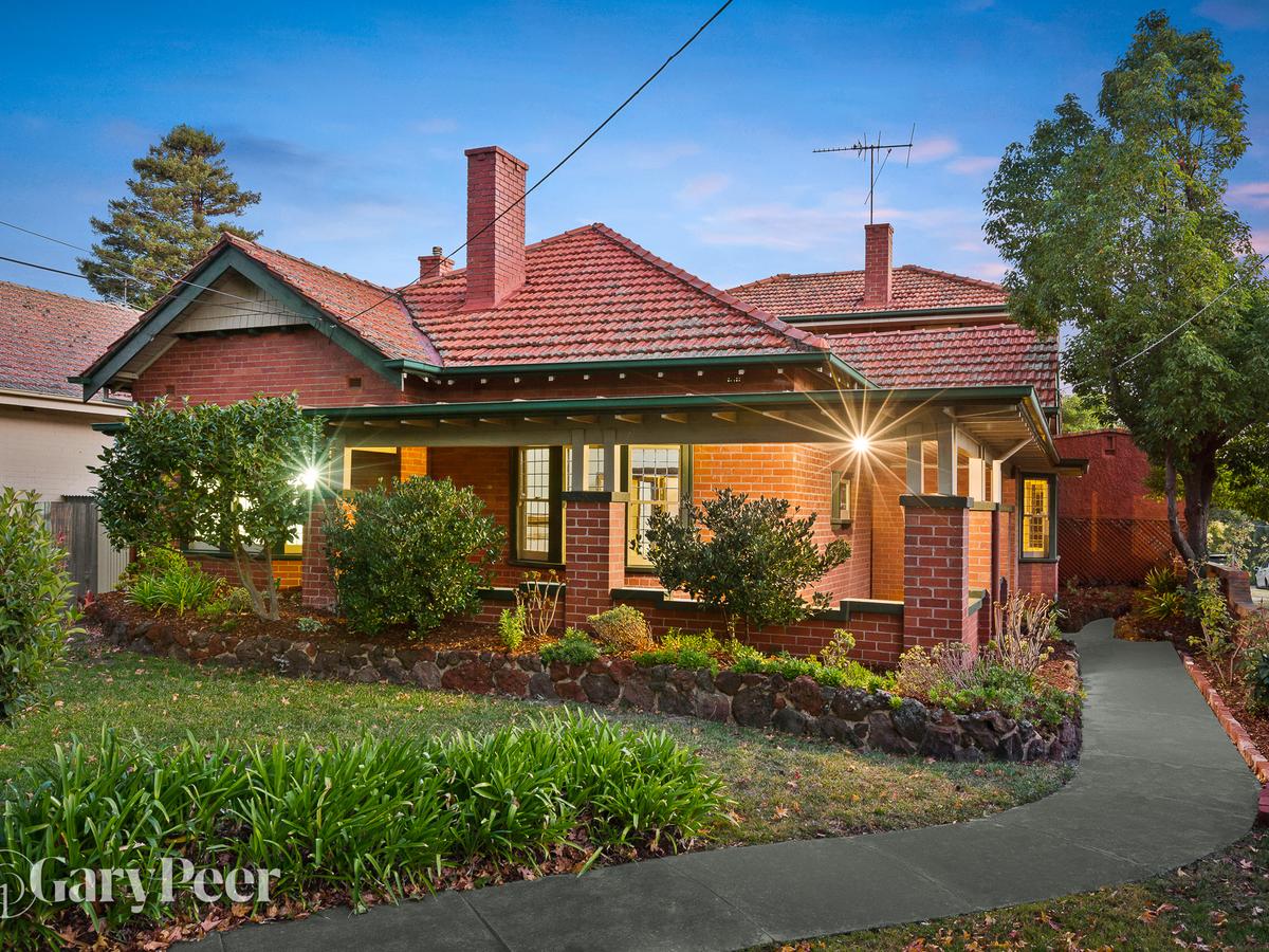 5 Holroyd Avenue ST KILDA EAST