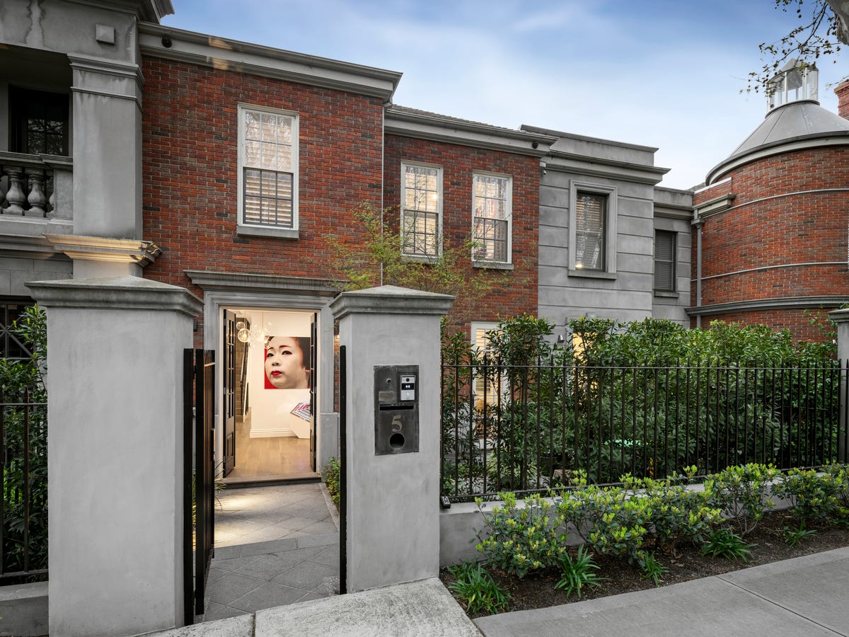 5 Landale Road TOORAK