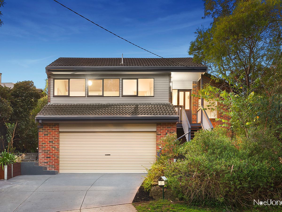 5 Varzin Avenue SURREY HILLS