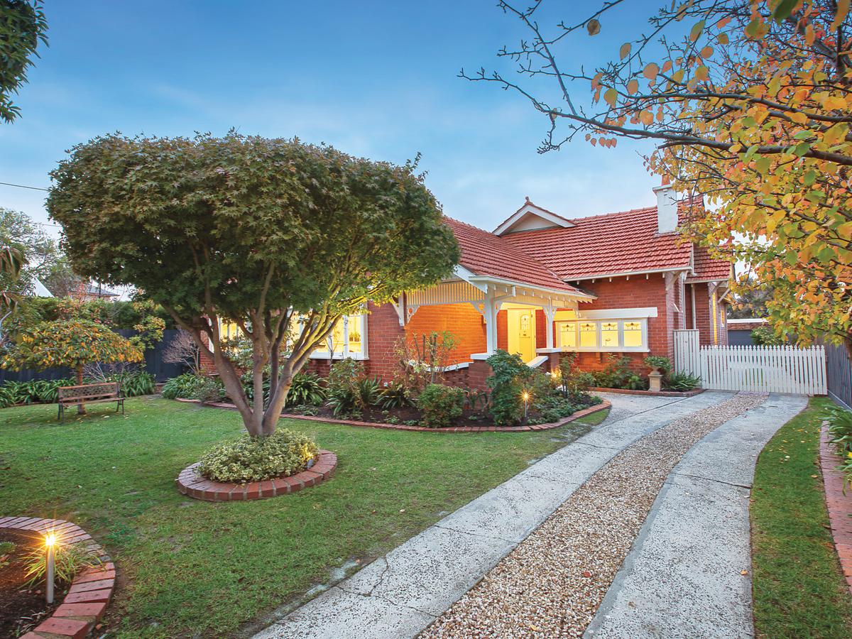 5 Wallace Grove BRIGHTON