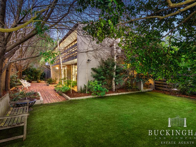6/385 Barkers Road KEW