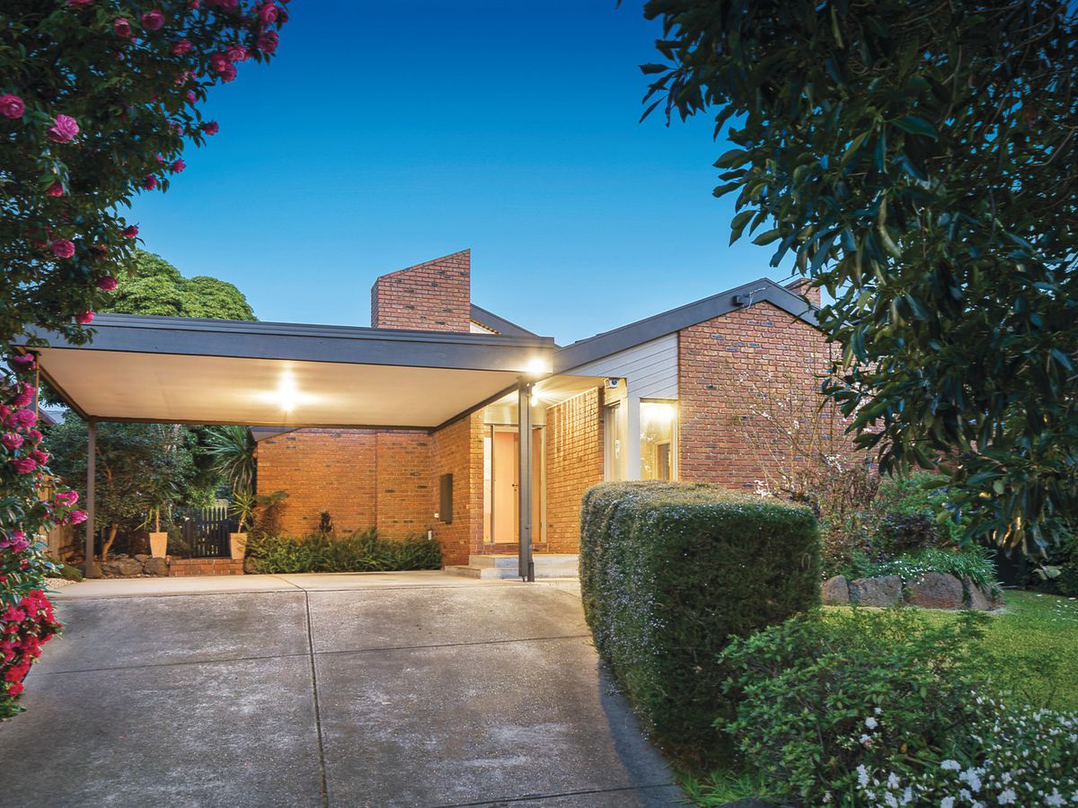 60 Cooloongatta Road CAMBERWELL