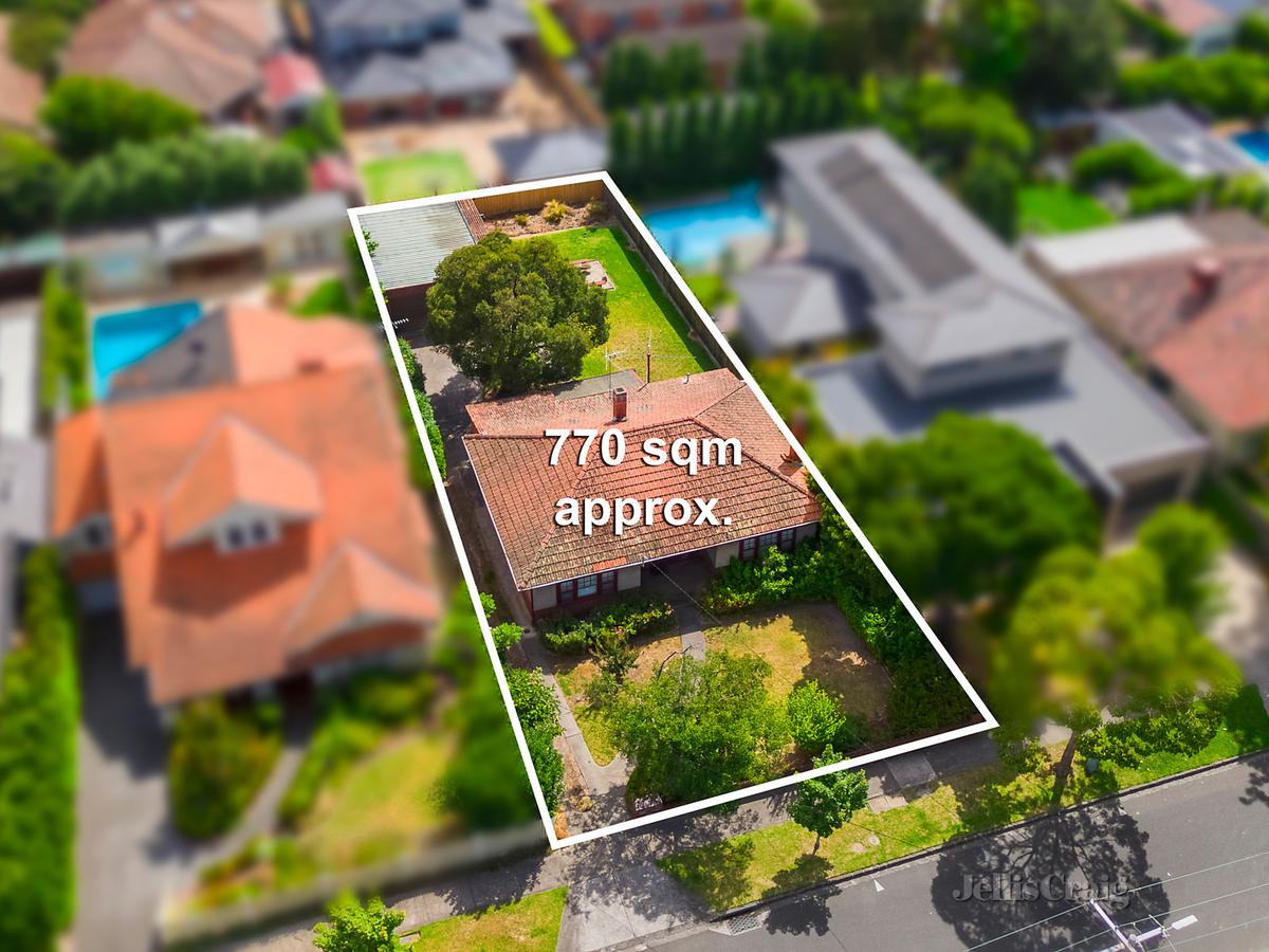 63 Ashburton Road GLEN IRIS