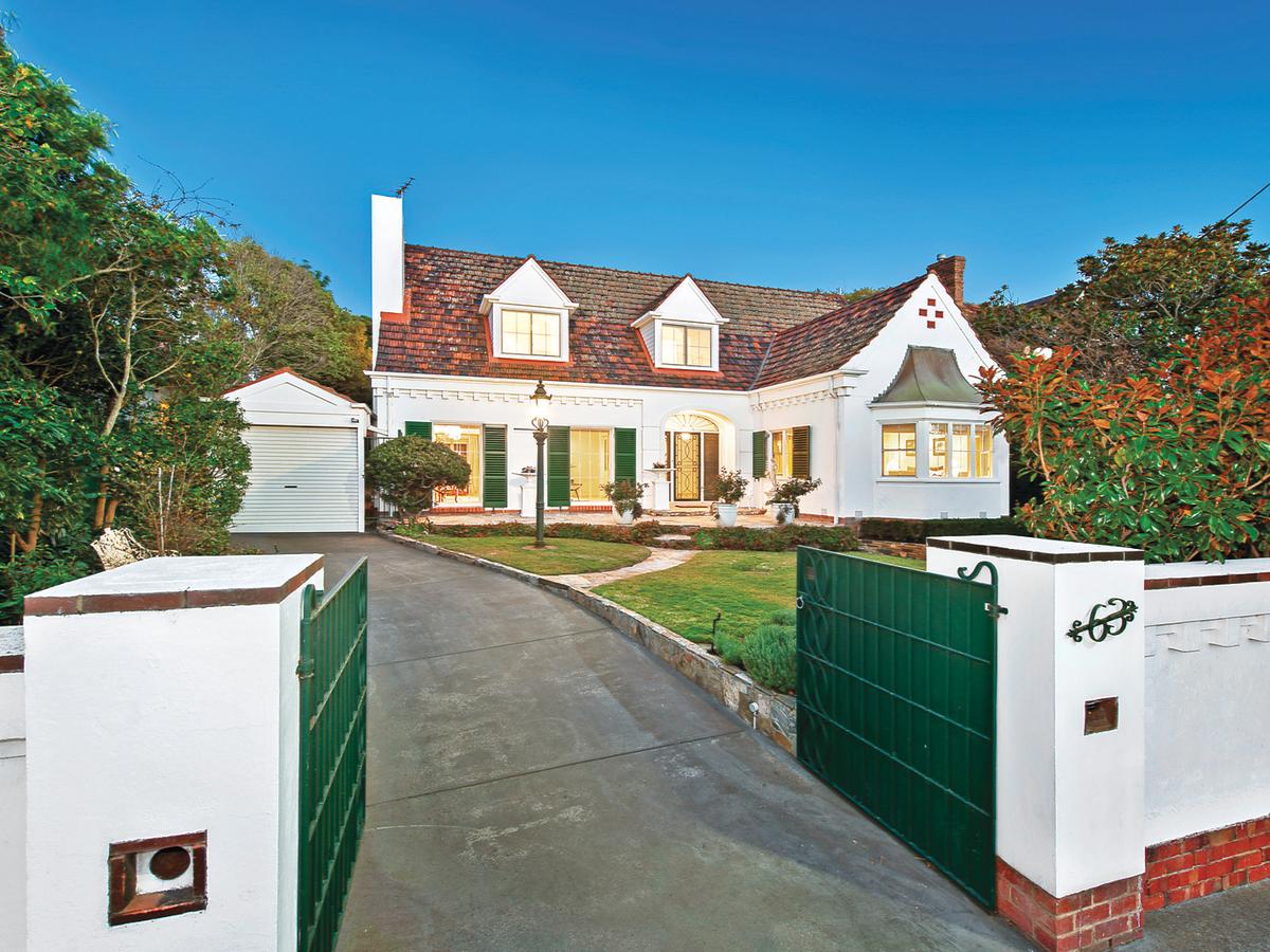 63 Fernhill Road SANDRINGHAM