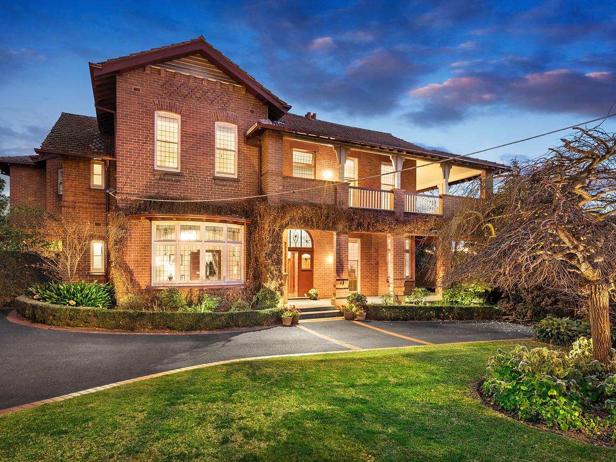 653 Burke Road CAMBERWELL