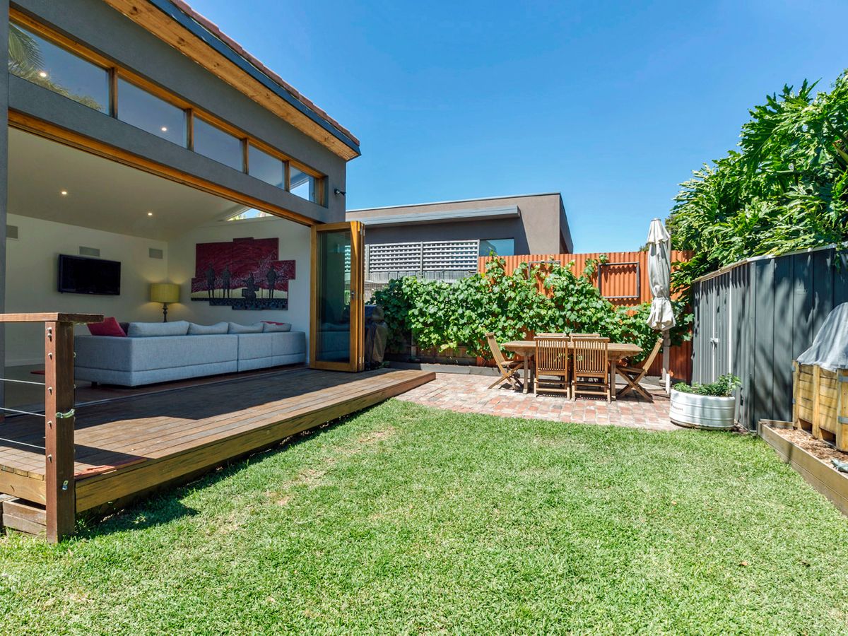 66 Sycamore Street CAULFIELD SOUTH
