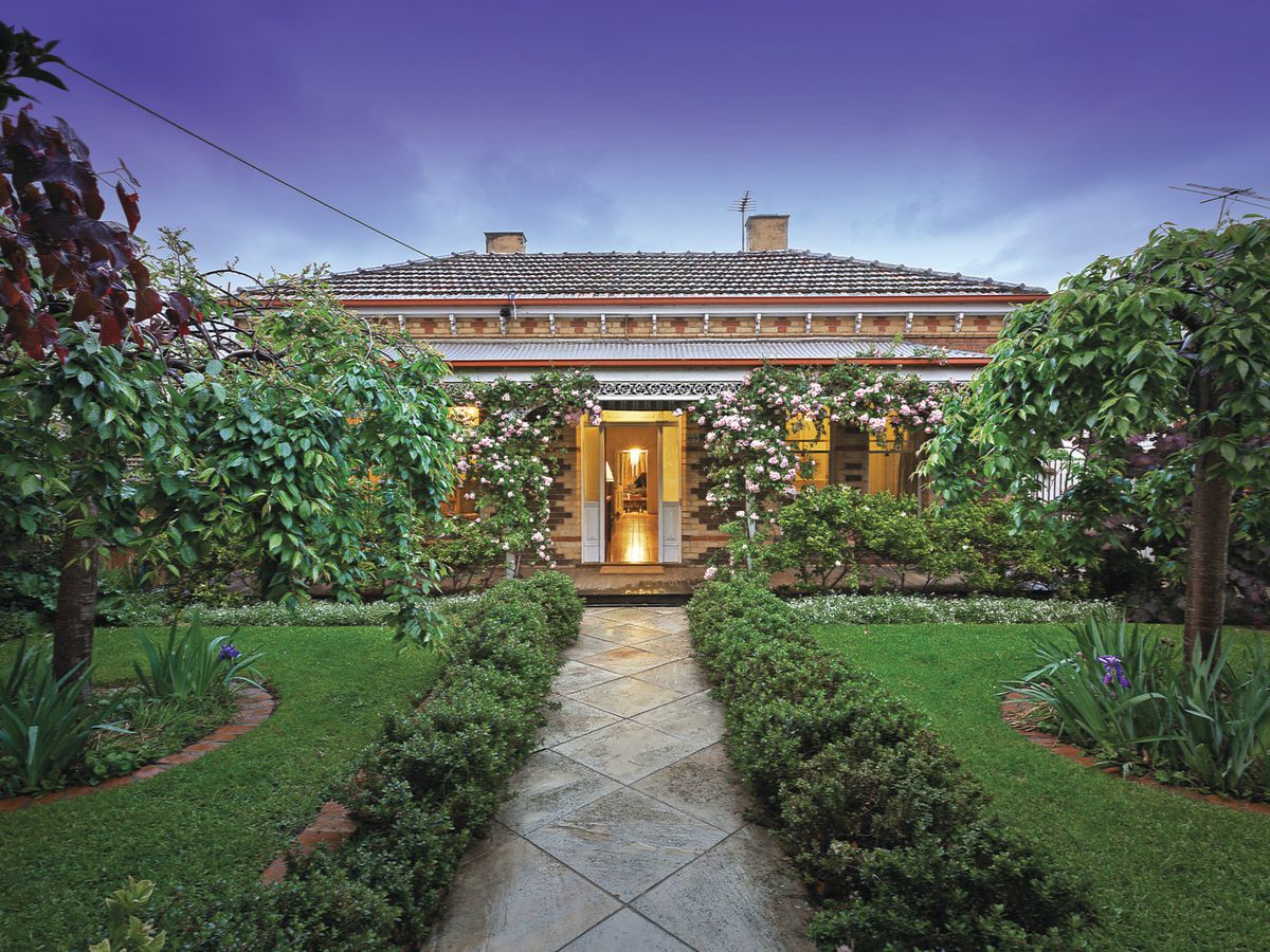 69 Charles Street KEW