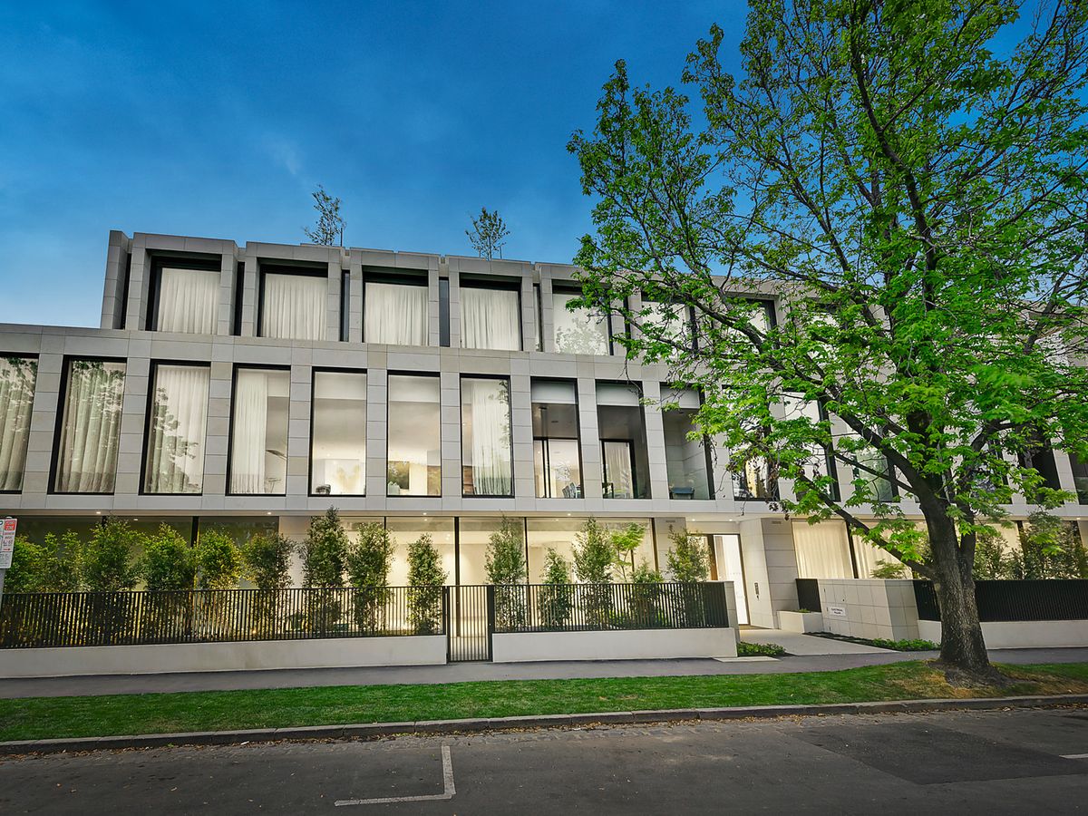7/21 Millswyn Street SOUTH YARRA