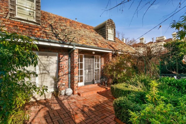 70 Wellington Street KEW