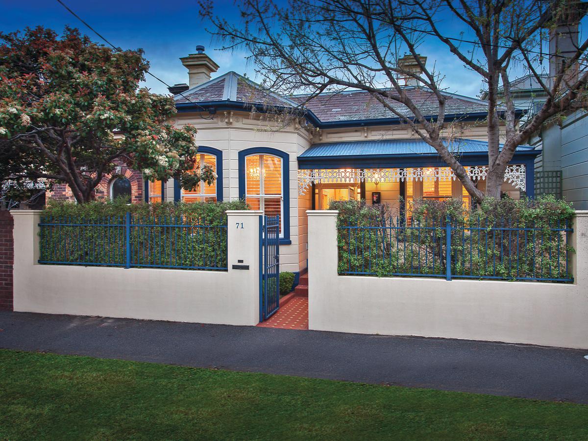 71 Canterbury Road MIDDLE PARK
