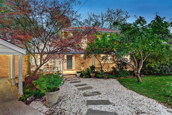 7 Caerleon Court EAGLEMONT