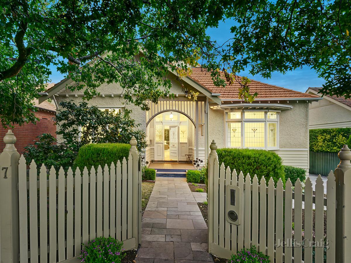 7 Cowper Street HAWTHORN EAST