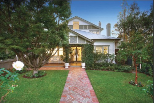 7 Greendale Road GLEN IRIS