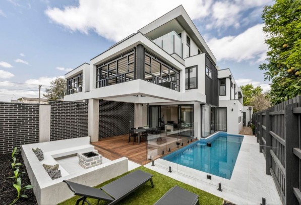 7 Malmsbury Street KEW