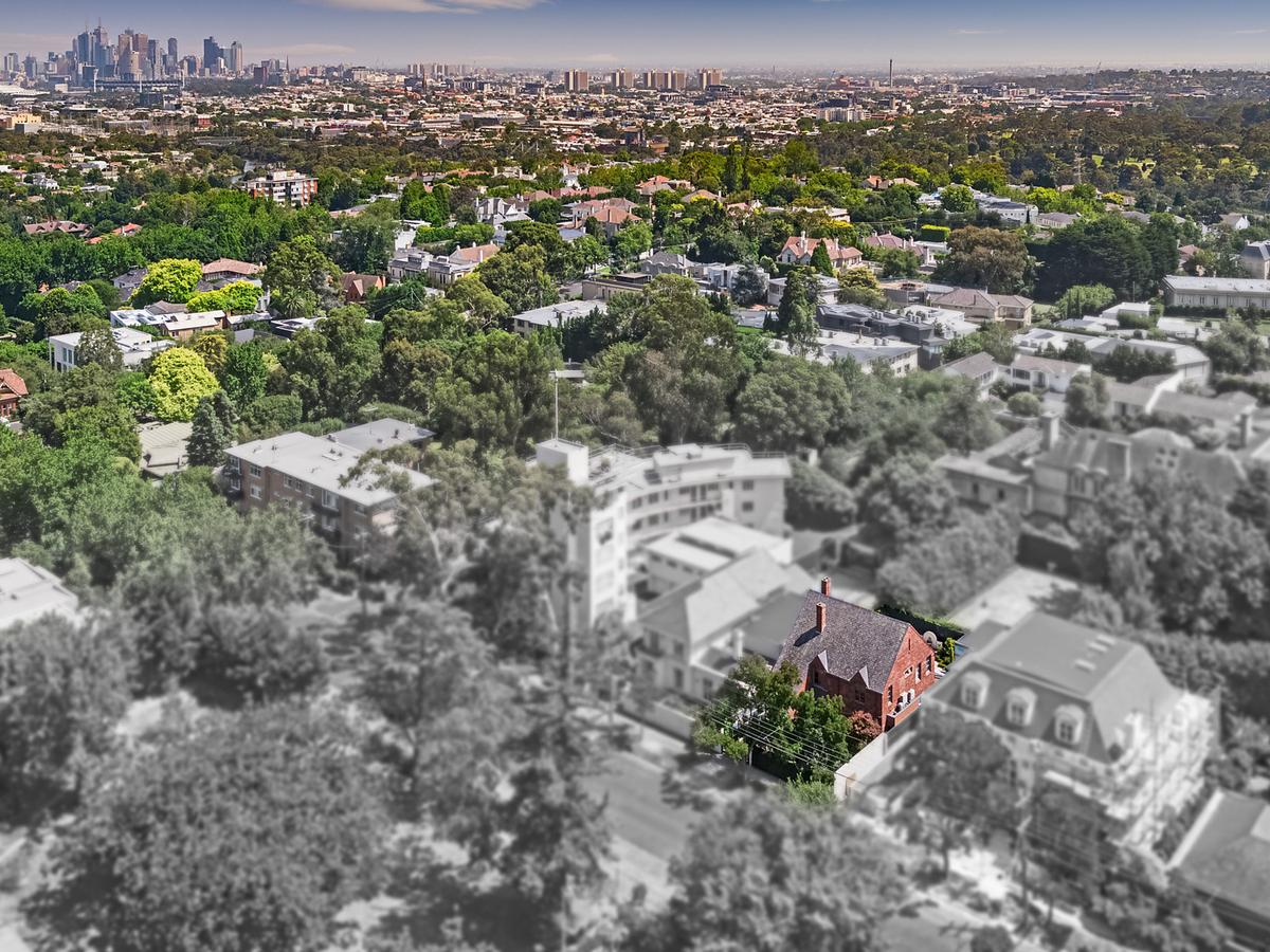7 Tahara Road TOORAK