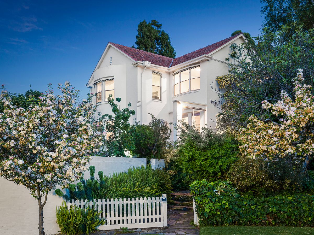 7 Torresdale Court TOORAK
