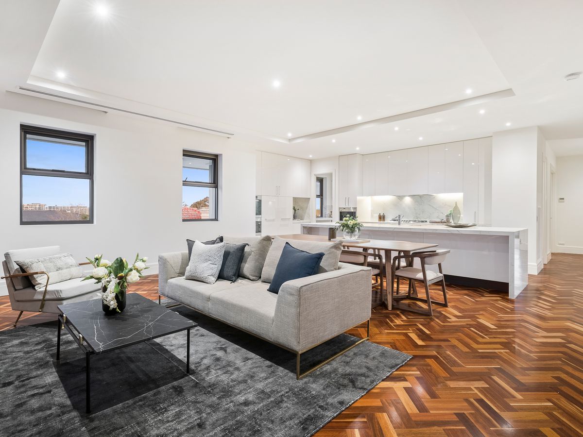 8/717 Toorak Road KOOYONG