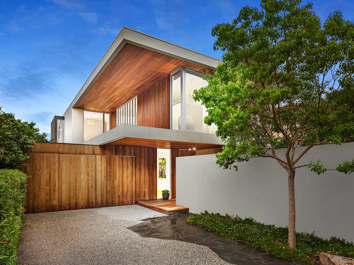 84 Glencairn Avenue BRIGHTON EAST
