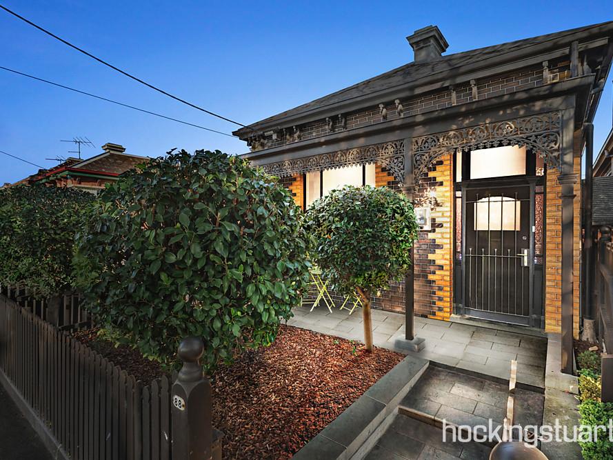 88 Merton Street ALBERT PARK