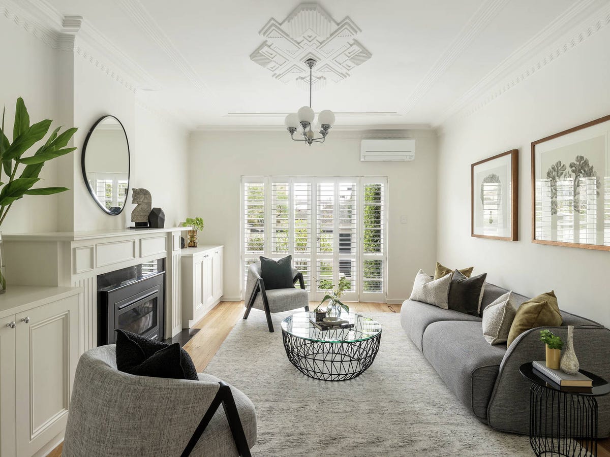 8 Burnie Street TOORAK