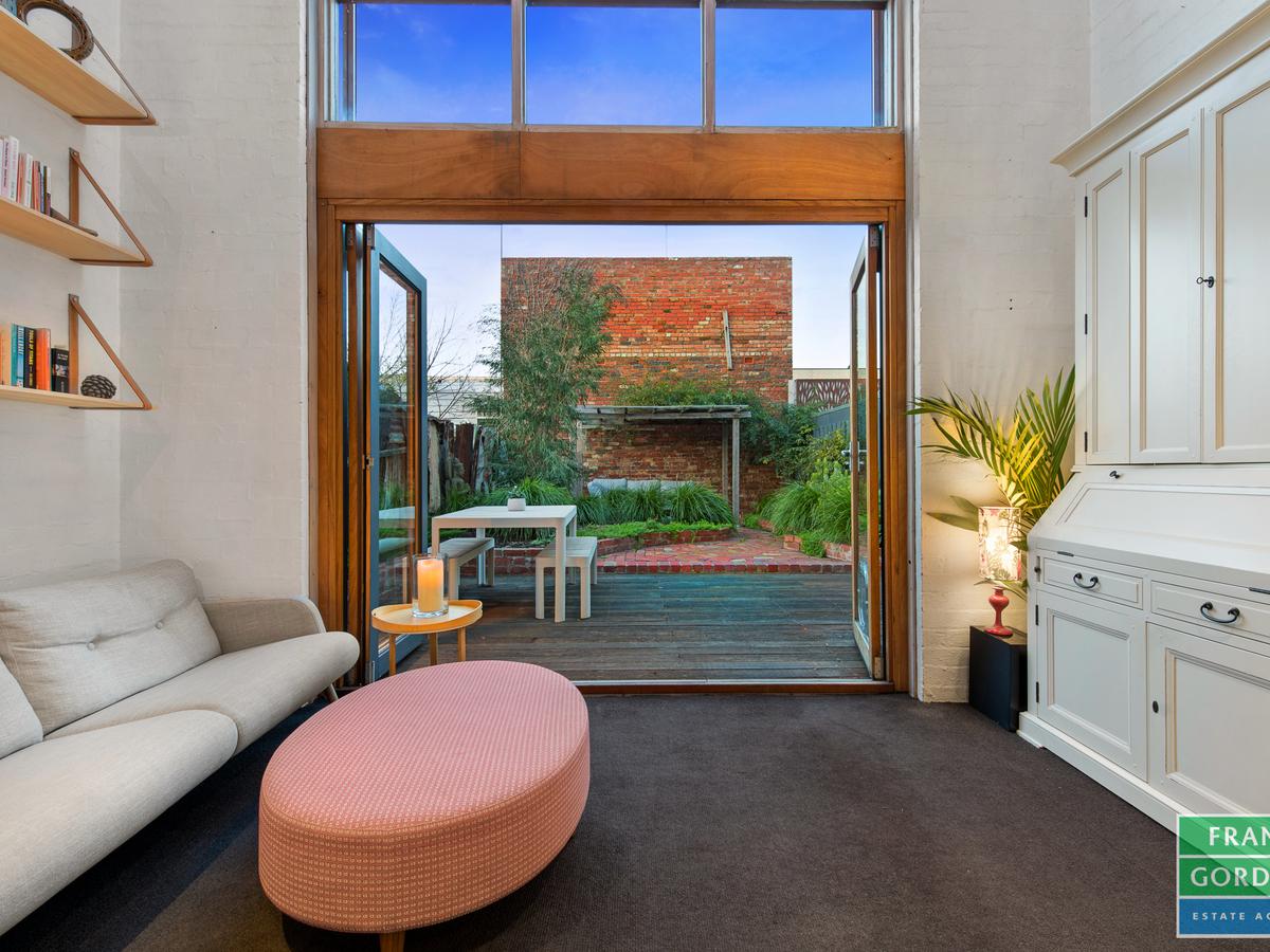 8 Clay Street PORT MELBOURNE