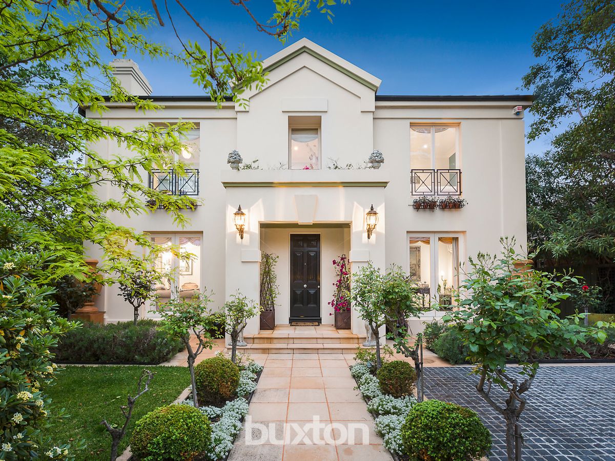 8 Collington Avenue BRIGHTON
