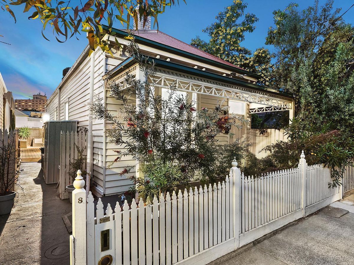 8 Duke Street ST KILDA
