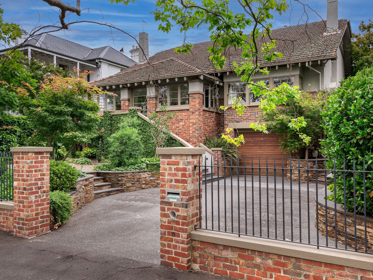 8 Gellibrand Street KEW