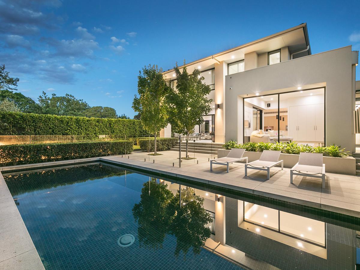 8 Lovell Street HAWTHORN EAST