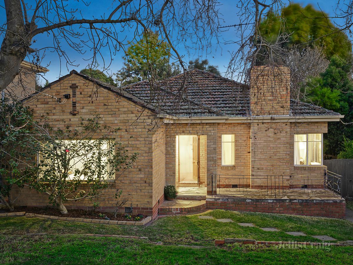 8 Porter Road BALWYN